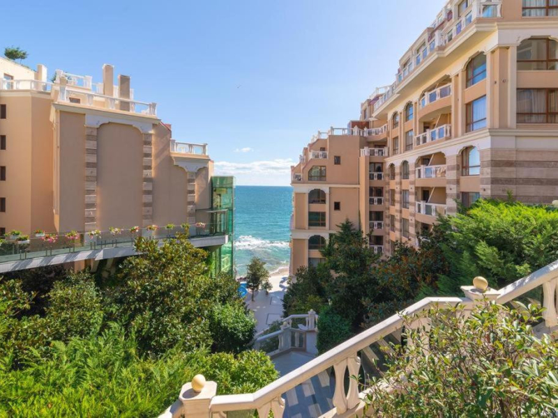 Luxusapartment mit geräumiger Terrasse – 1 Schlafzimmer