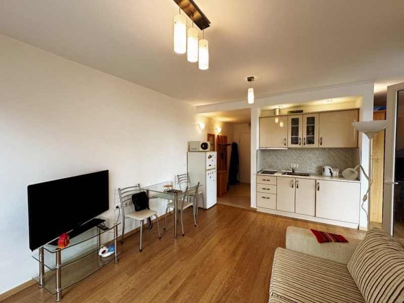 Möblierte Ein-Zimmer-Wohnung im St. Georgi Palace