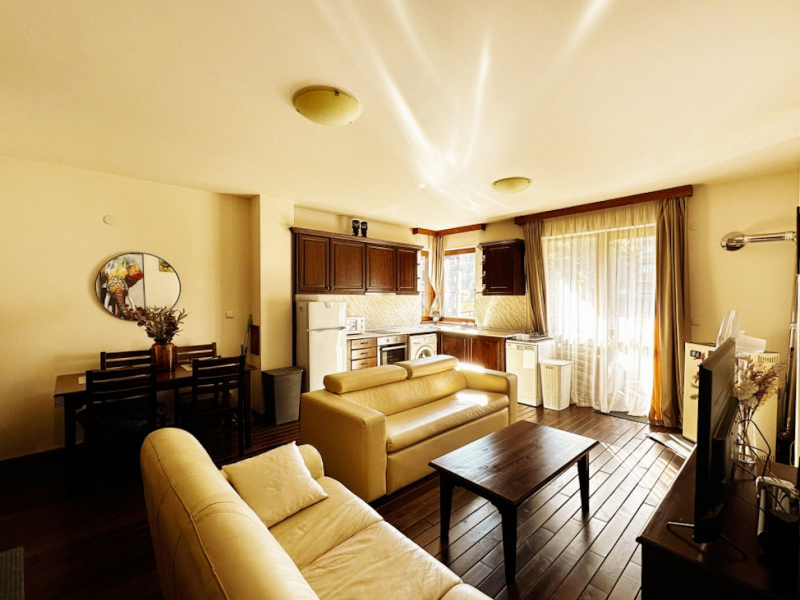 Komplett möblierte Ein-Zimmer-Wohnung im exklusiven Pirin Golf & Country Club