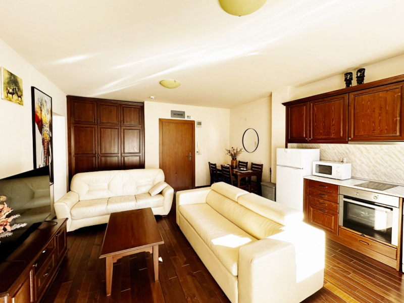 Komplett möblierte Ein-Zimmer-Wohnung im exklusiven Pirin Golf & Country Club