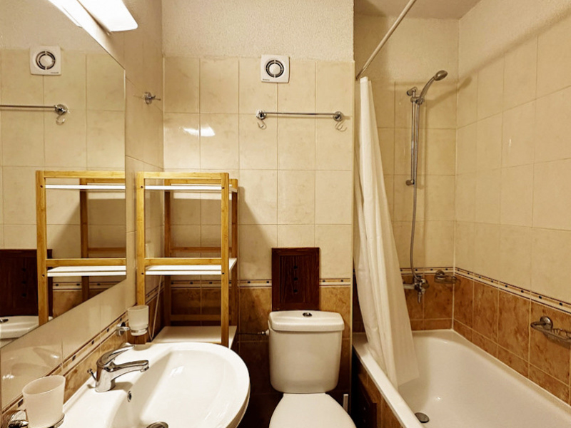 Komplett möblierte Ein-Zimmer-Wohnung im exklusiven Pirin Golf & Country Club