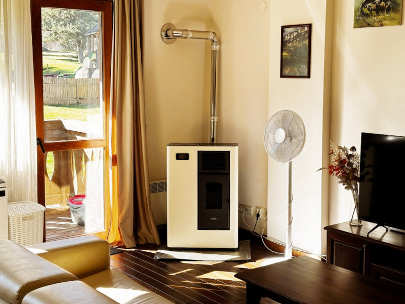 Komplett möblierte Ein-Zimmer-Wohnung im exklusiven Pirin Golf & Country Club