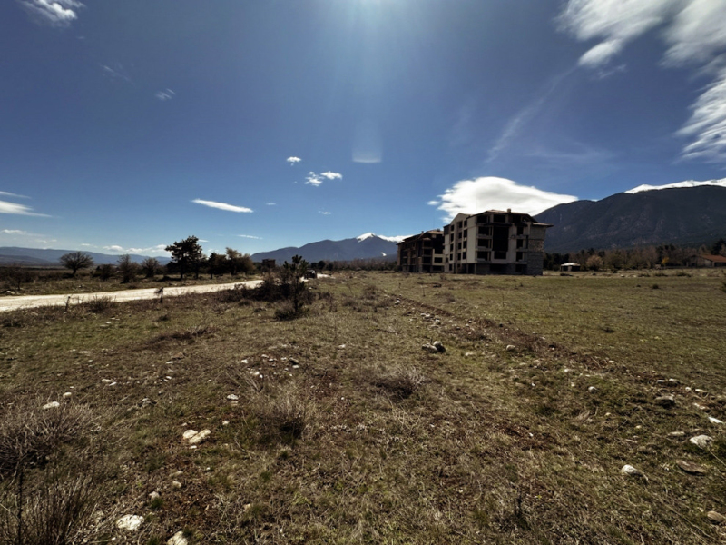 Grundstück mit 360° Panoramablick – unter Pirin Golf