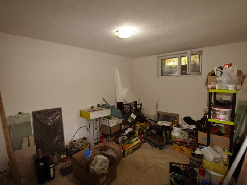 Komplett renoviertes zweistöckiges Haus mit 5 Schlafzimmern, zwei Terrassen und Hof – Dobrinishte