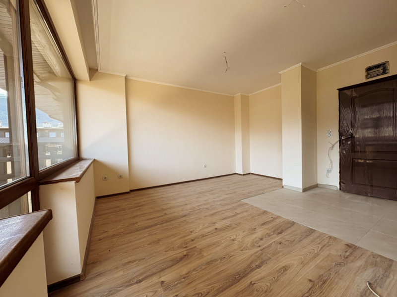 Garçonniere mit großem Balkon und Südausrichtung im Projekt “Orchard”