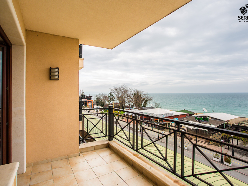 Stilvolles Apartment Nr. 312 mit Terrasse im Resort SIRENA – Goldstrand