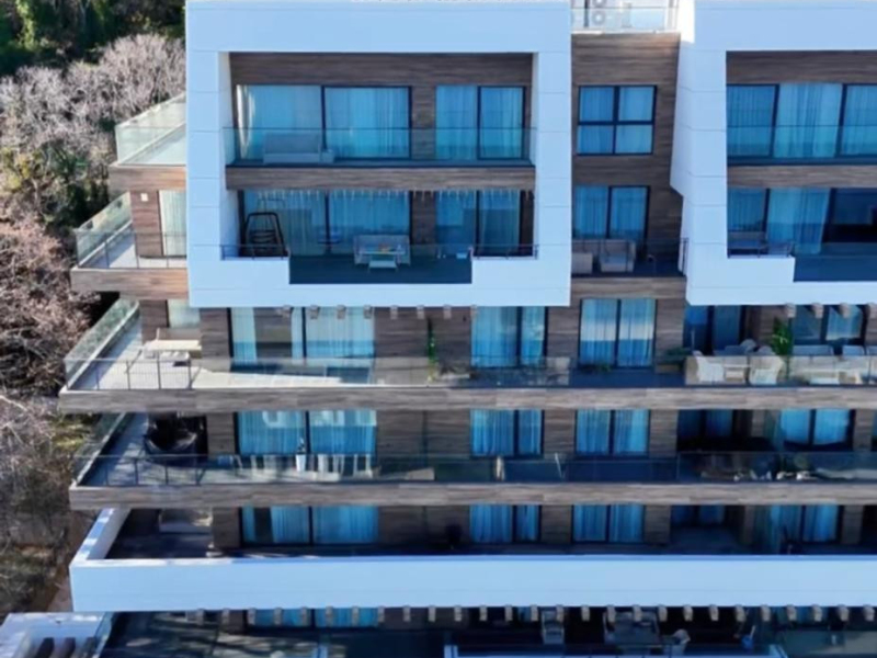Exklusives Apartment direkt am Strand mit Panoramablick auf das Meer