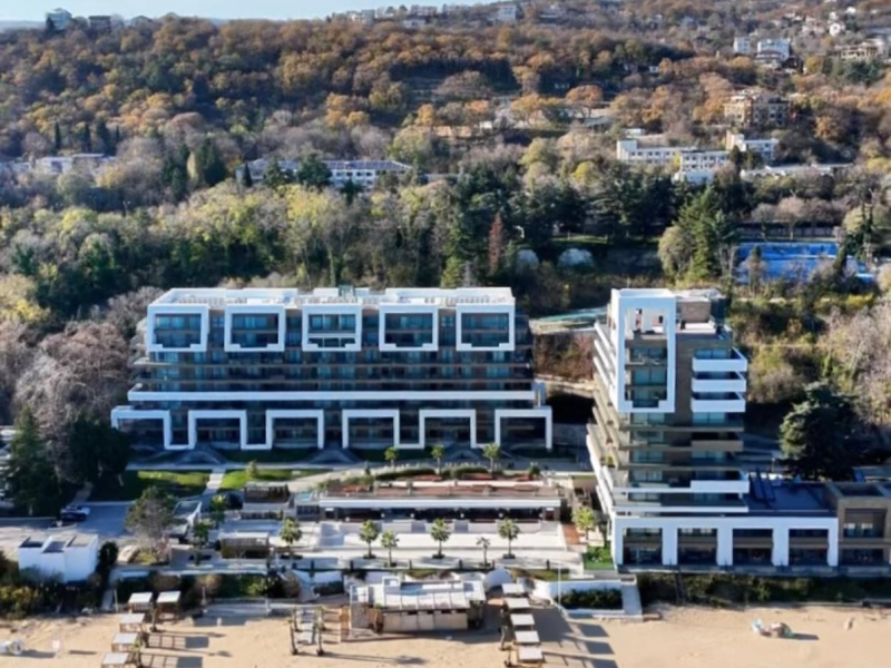 Exklusives Apartment direkt am Strand mit Panoramablick auf das Meer