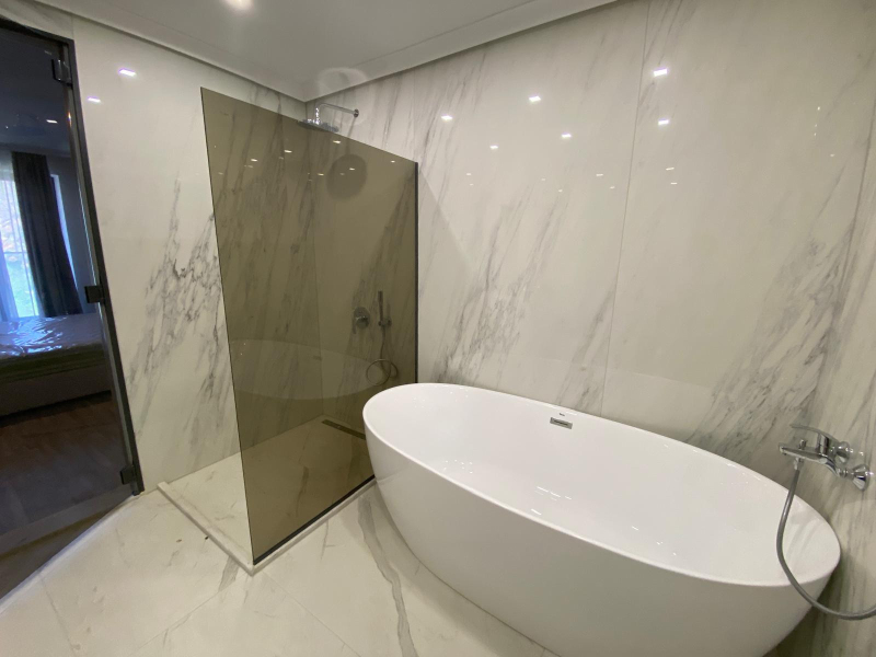Elegantes Apartment mit Blick ins Grüne – Ruhe, Privatsphäre und zeitloses Design