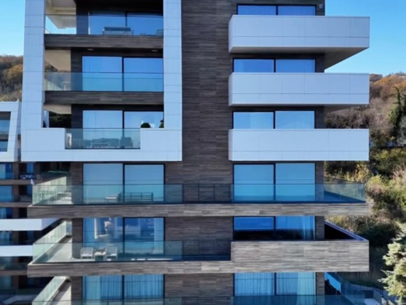 Elegantes Apartment mit Blick ins Grüne – Ruhe, Privatsphäre und zeitloses Design
