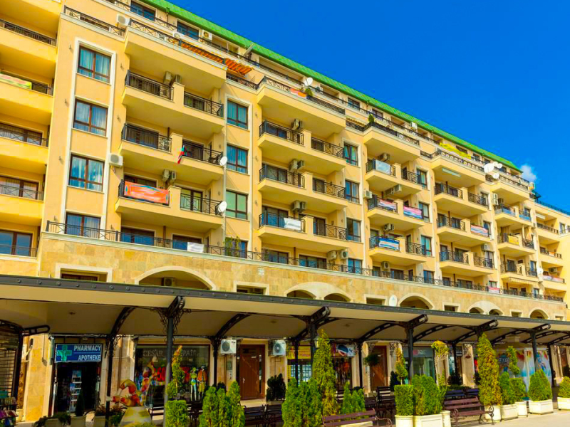 Stilvolles Apartment Nr. 312 mit Terrasse im Resort SIRENA – Goldstrand