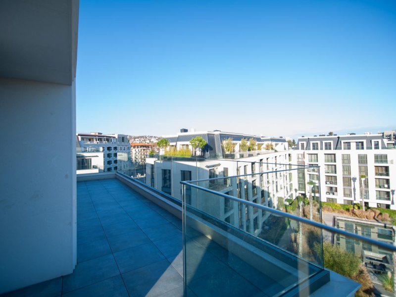 AZURE PREMIUM – ULTRA-LUXUS-PENTHOUSE MIT 3 SCHLAFZIMMERN