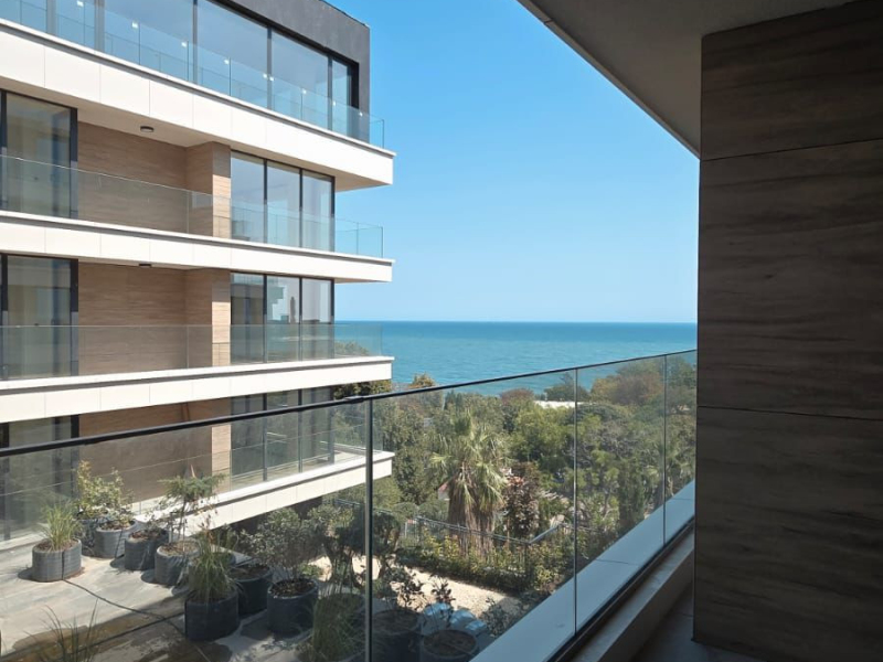 Luxuriöses 3-Zimmer-Apartment mit Panoramablick aufs Meer – Azur Panorama