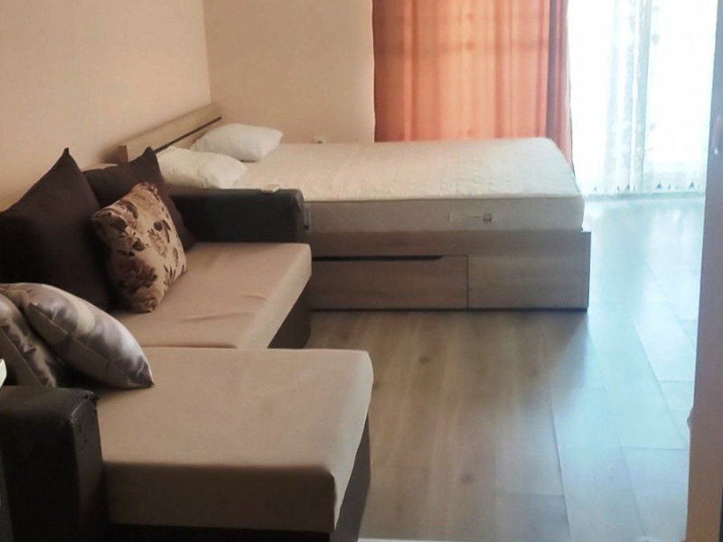 WOHNUNG NR. 6 LONG BEACH