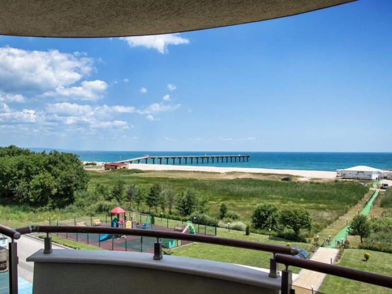 Apartment – ​​3. Stock, Meerblick