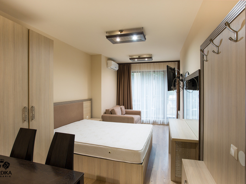 Exklusives Angebot - Studio mit direktem Zugang zum Pool im Luxuskomplex Argisht Partes